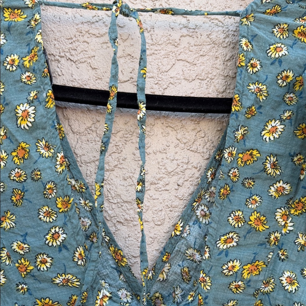 FAVLUX Green Floral Wrap Blouse - Picture 5 of 8